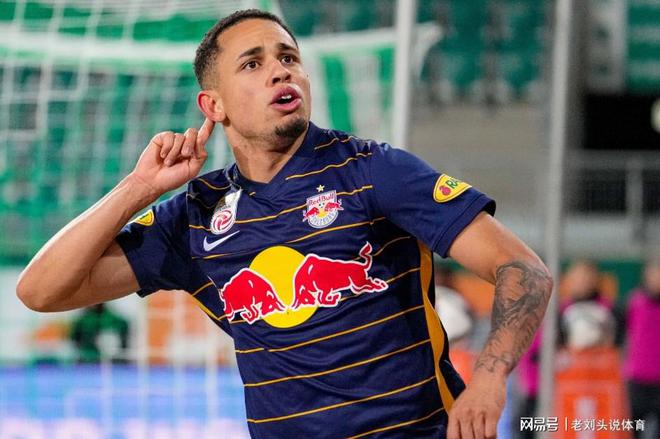 英超教练深度分析,战术变革如何激活球队整体表现的简单介绍