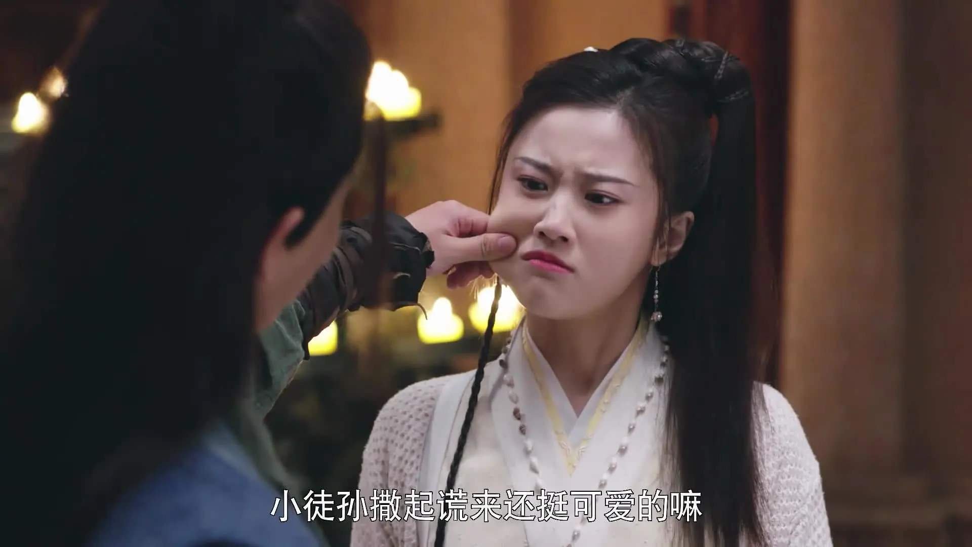 传奇英雄的“幕后故事”：他们的成长历程细节揭秘，传奇英雄内容介绍