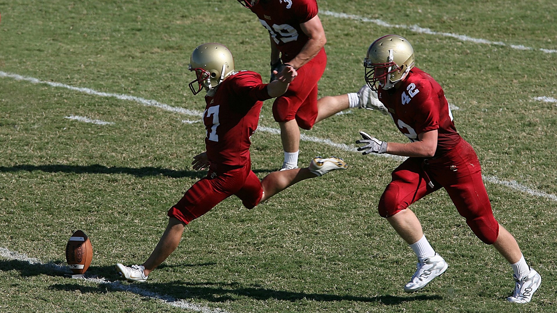 爱游戏电竞官网-新赛季中超赛制亮点纷呈，观众期待值爆棚，新赛季中超开赛时间